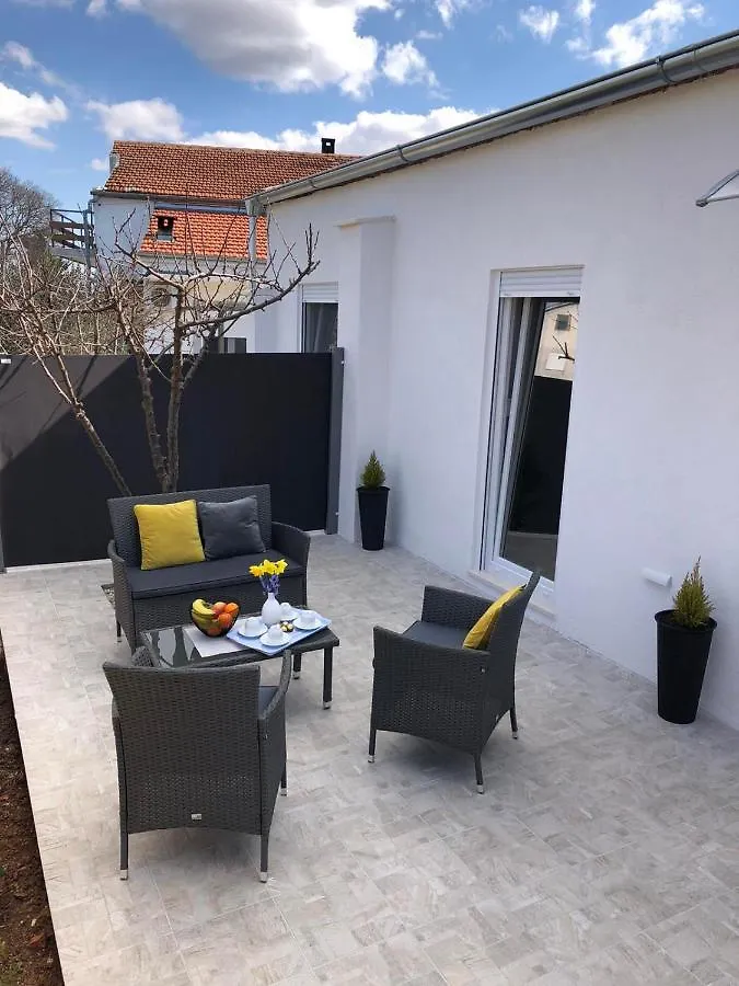 Apartman Ana Apartment Crno
