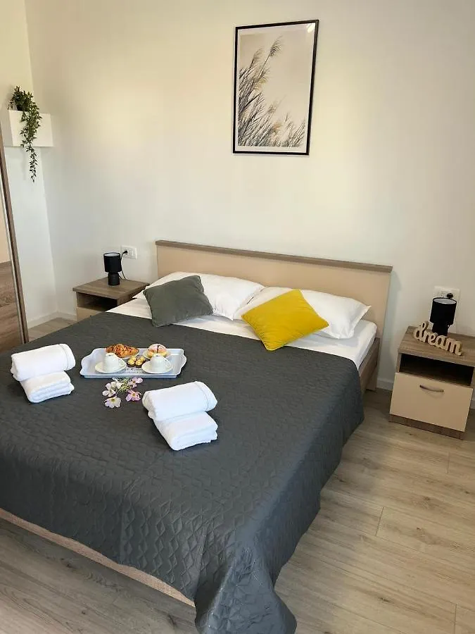 Apartman Ana Apartment Crno 0*,  Croatia